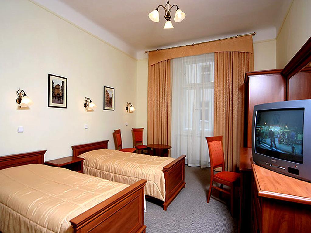 Hotel & Residence Royal Standard Praha Bagian luar foto