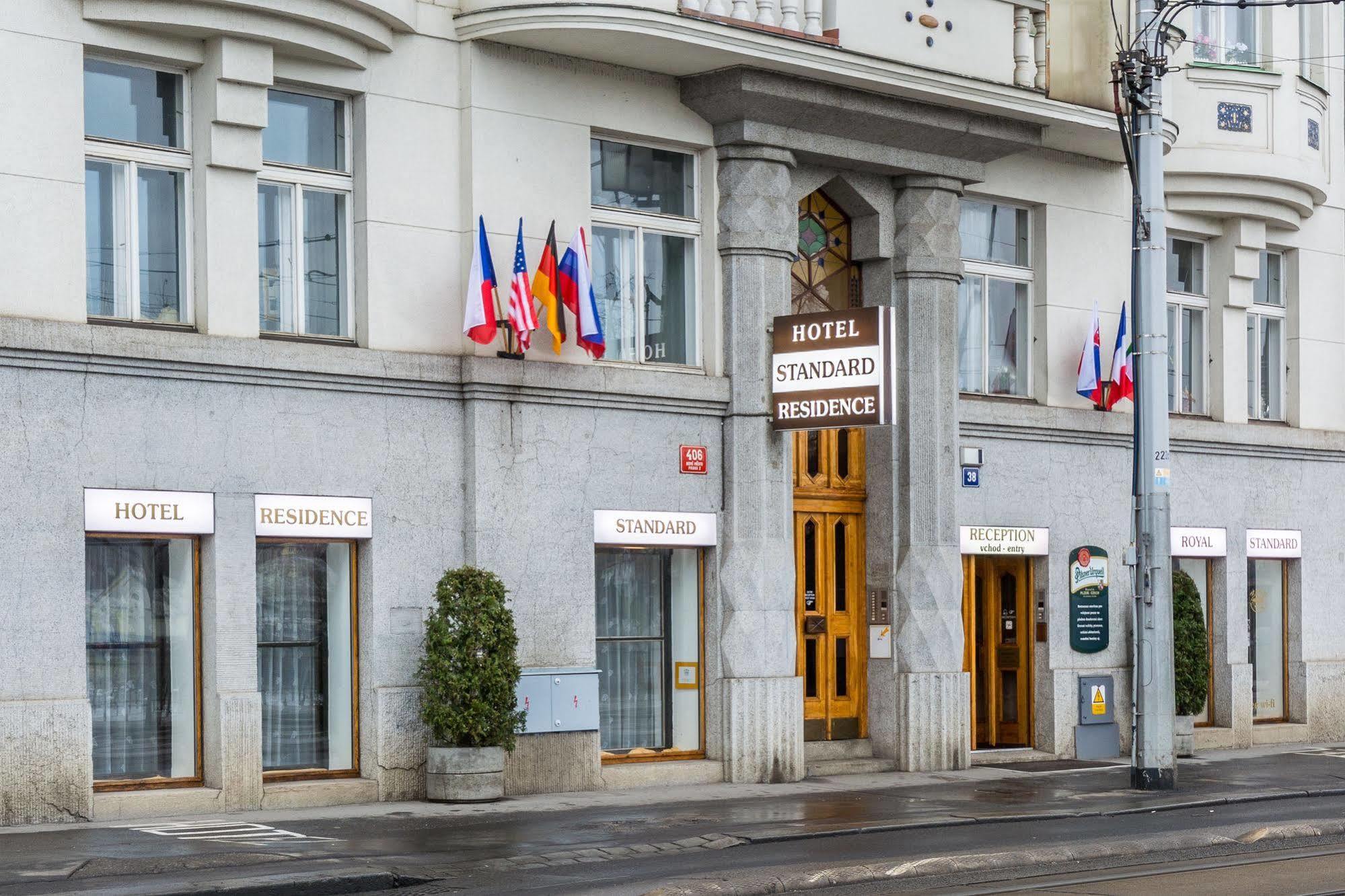 Hotel & Residence Royal Standard Praha Bagian luar foto