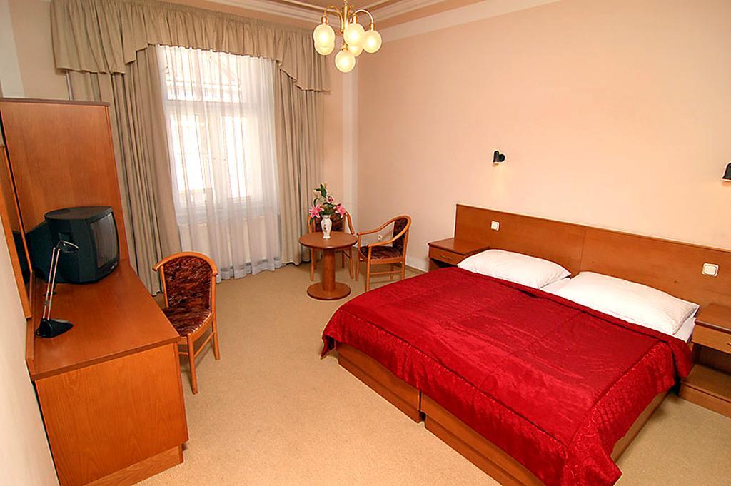 Hotel & Residence Royal Standard Praha Ruang foto