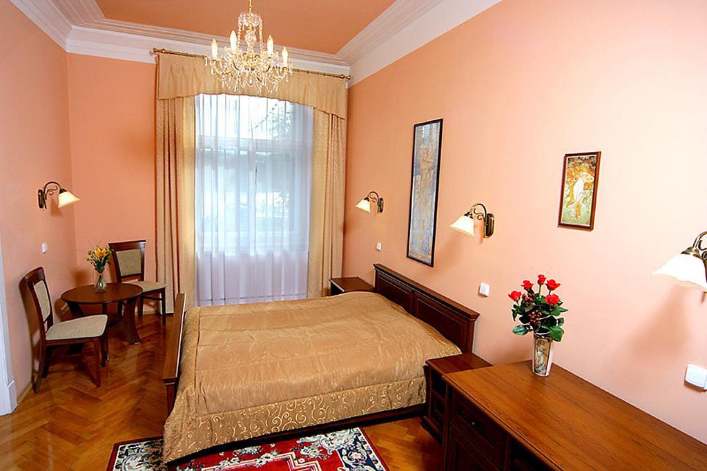 Hotel & Residence Royal Standard Praha Ruang foto