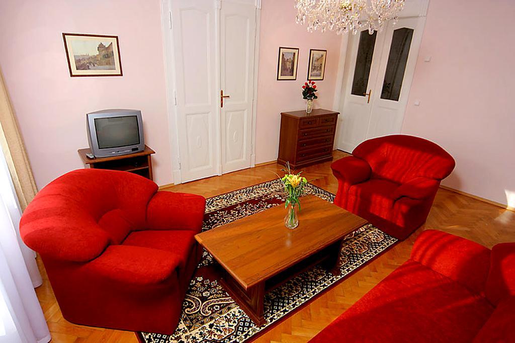 Hotel & Residence Royal Standard Praha Ruang foto