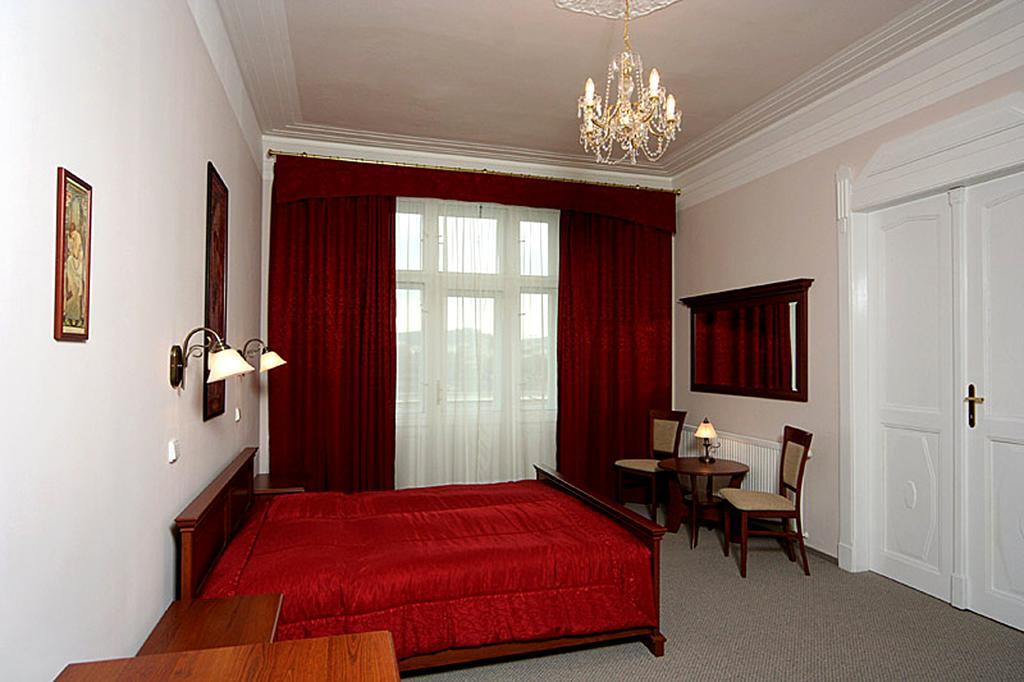 Hotel & Residence Royal Standard Praha Ruang foto